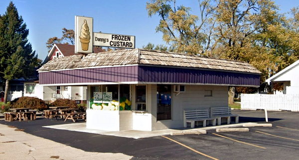 Tastee-Freez - Monroe - 1020 W Elm Ave (newer photo)